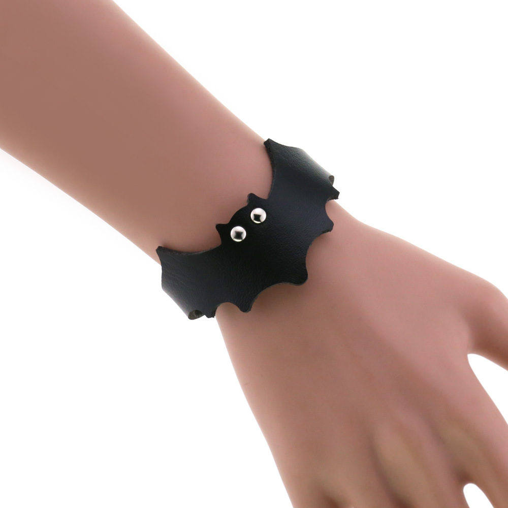 펑크 블랙 박쥐 PU 가죽 팔찌 여성 남성 힙합 팔찌  - Men'S Accessories Trends 2025 리뷰 및 가격